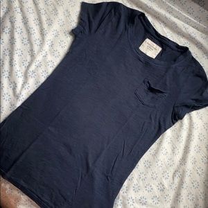 Abercrombie and Fitch Women’s Tee